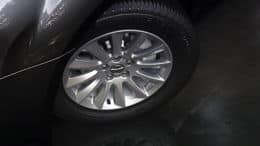 2014 Chrysler 300 17 inch aluminum wheels