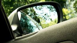 2014 Chrysler 300 power heated fold away mirrors