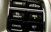2014 Chrysler 300 electronic speed control