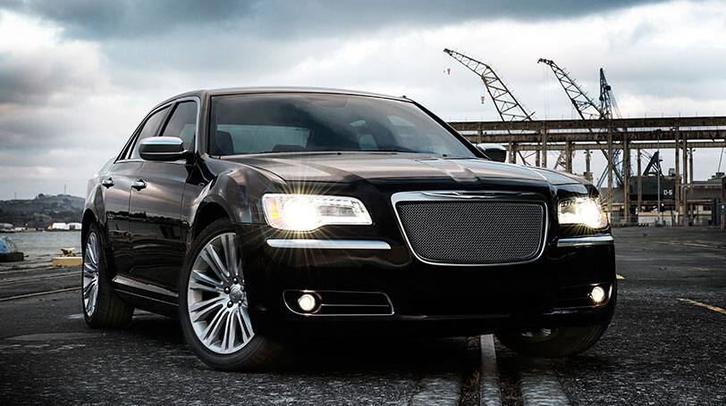 Black designer chrysler 300 #4