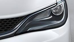 2015 Chrysler 200LX Bifunctional Projector Headlamps