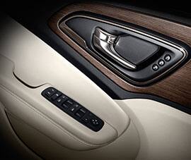 2015 Chrysler 200 Uconnect system