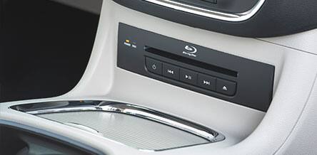 2015 Chrysler Town and Country DVD And Leather Trim