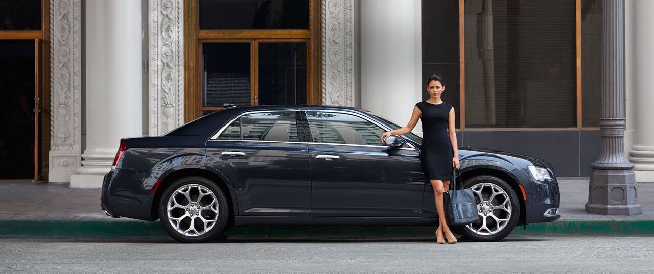 2016 Chrysler 300 Compared To Nissan Maxima Amp Chevrolet Impala