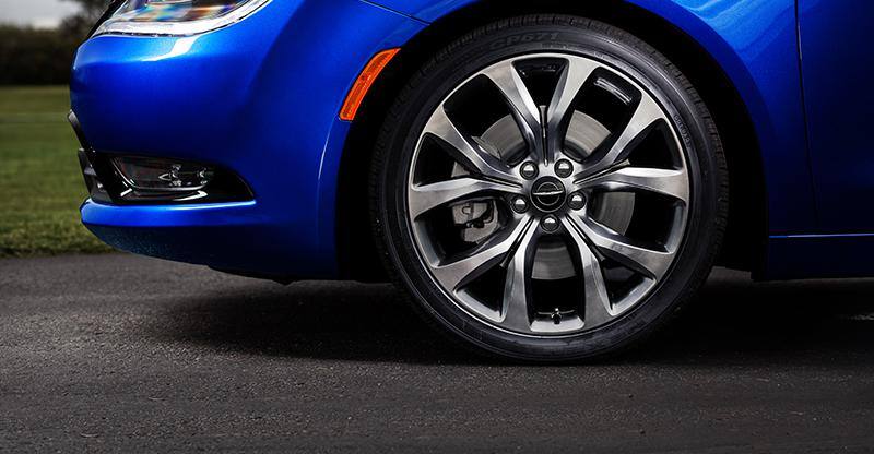 2016 Chrysler 200 Wheels
