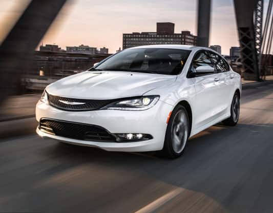 2016 Chrysler 200 Front View