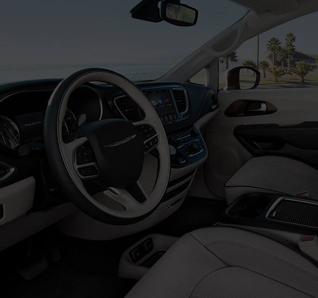 2017 Chrysler Pacifica Front Seats
