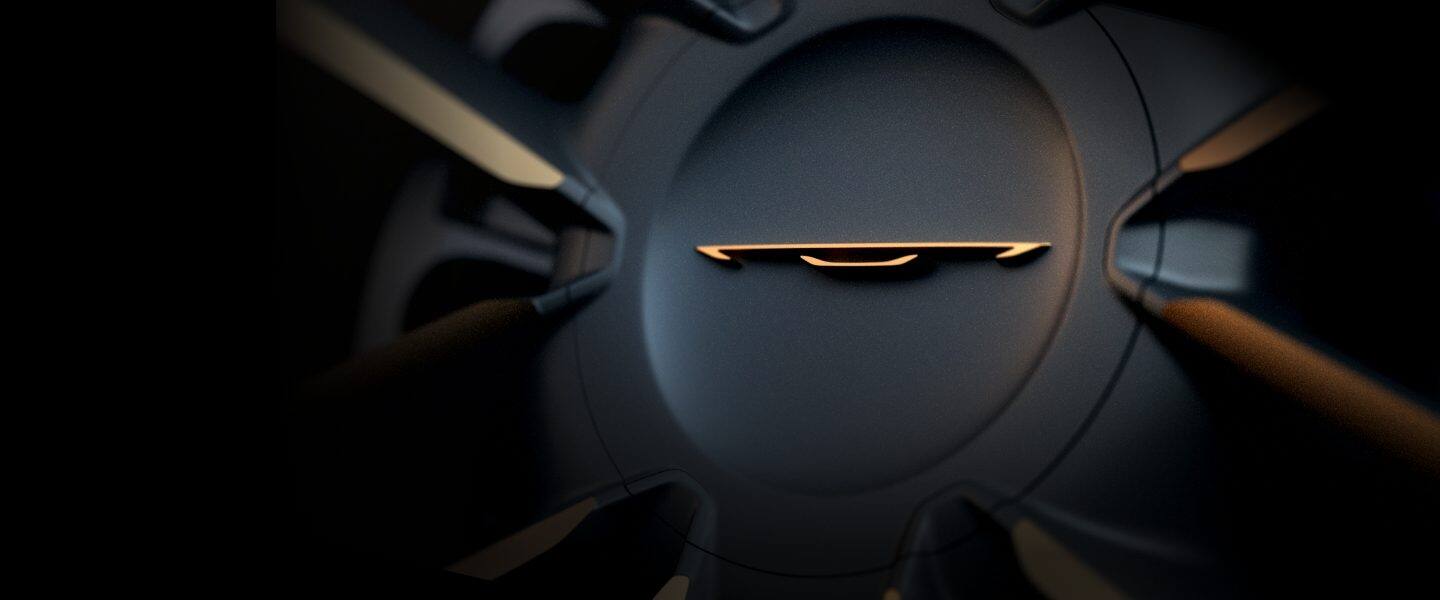 Un primer plano extremo de una rueda en el Chrysler Airflow Concept.