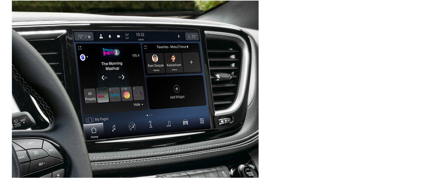 La pantalla táctil Uconnect de la Chrysler Pacifica 2027 muestra la estación de SiriusXM seleccionada actualmente y más