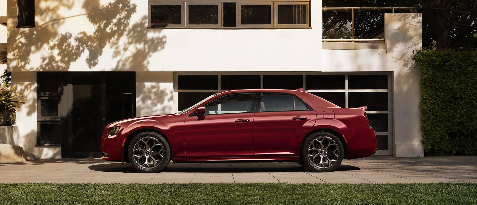 2018 Chrysler 300 Premium Exterior Features