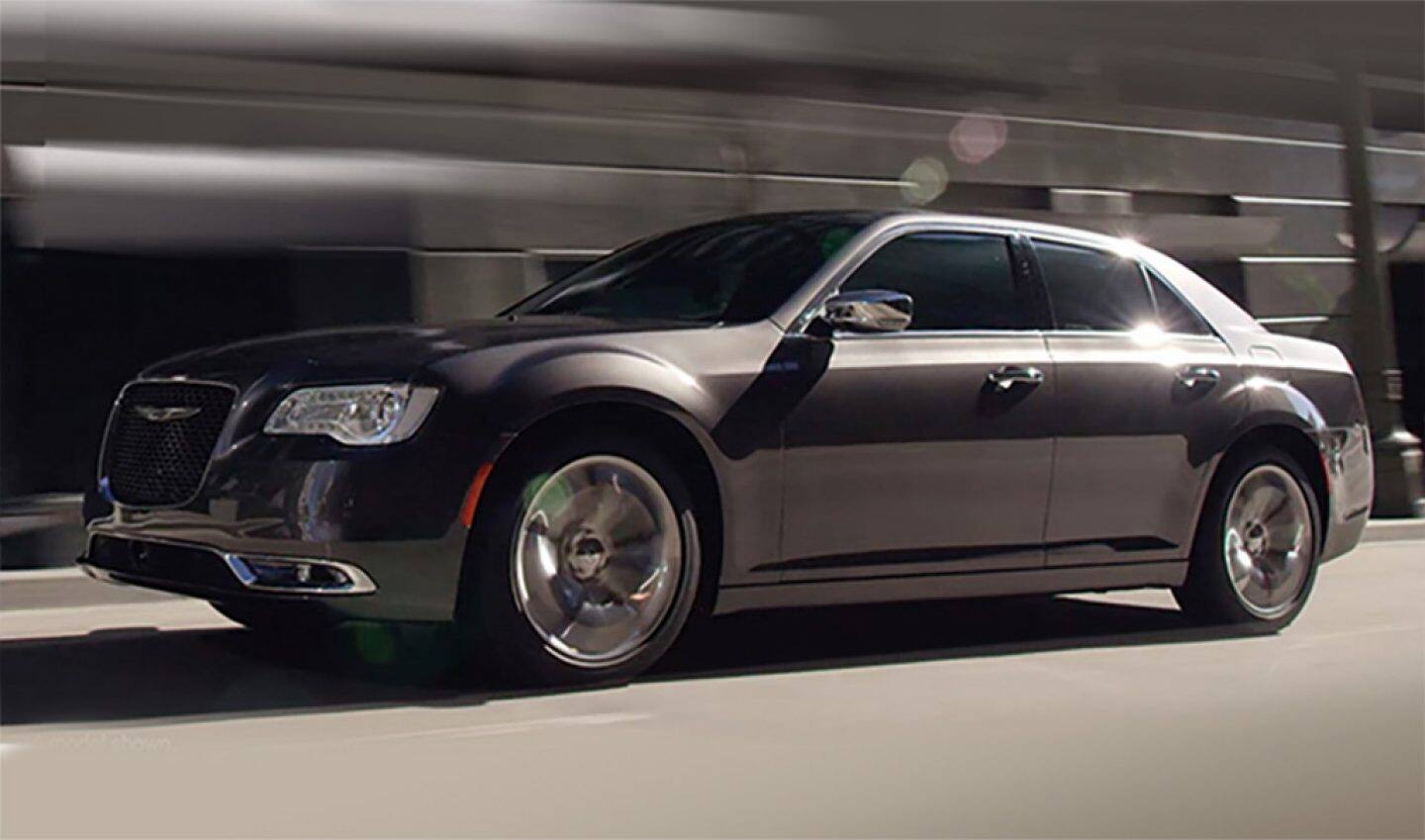 2019 Chrysler 300 Premium Exterior Features Image