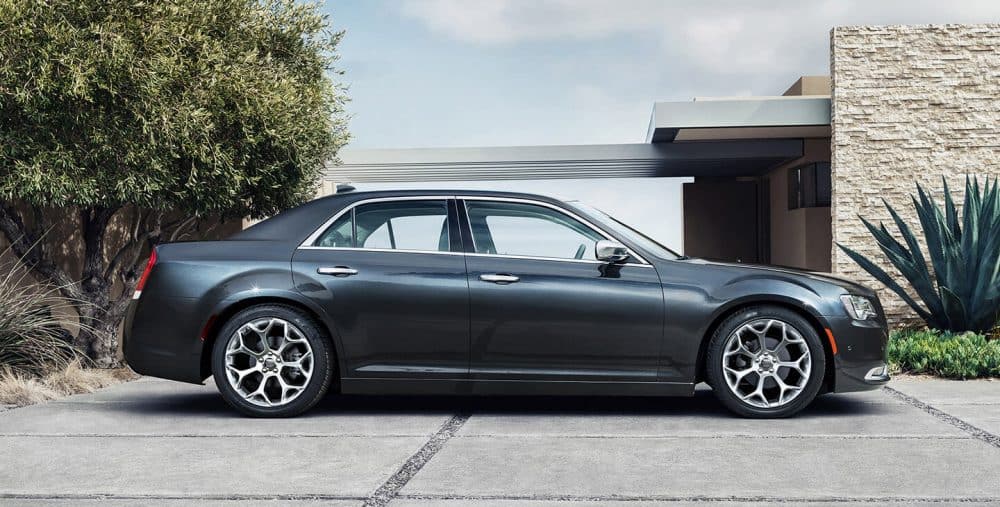 2019 Chrysler 300