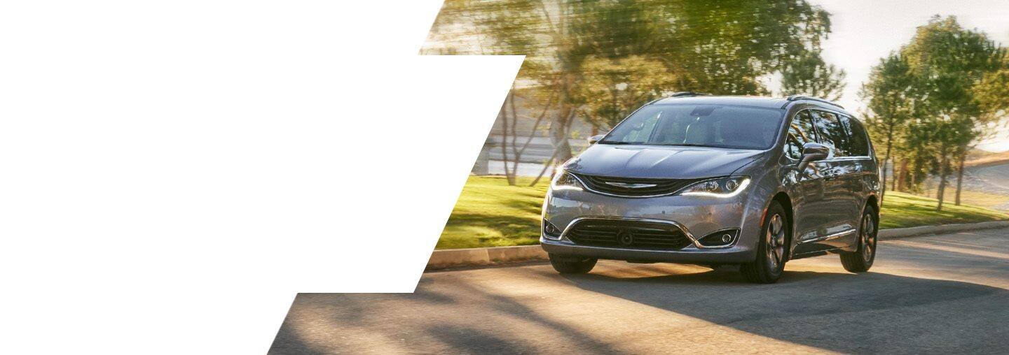 2019 Chrysler Pacifica Hybrid Fuel Efficient Minivan Safety And Security