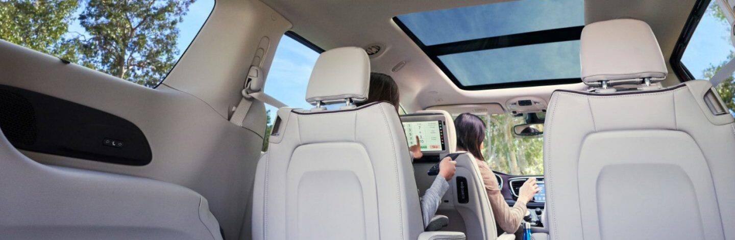 2019 Chrysler Pacifica Interior Features For 8 Passengers