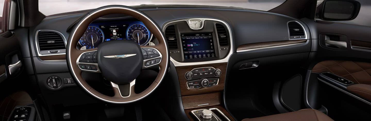 2020 Chrysler 300 Interior Features