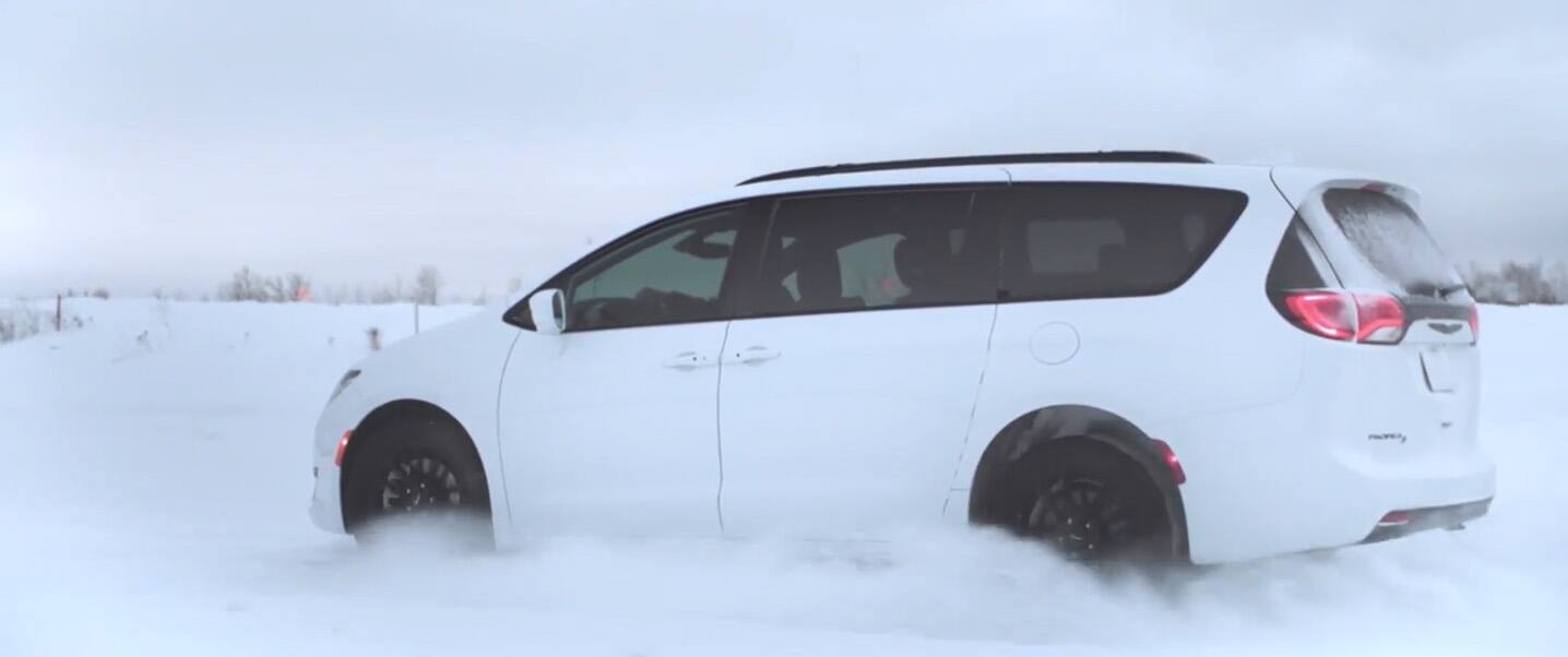 2020 Chrysler Pacifica Performance Features