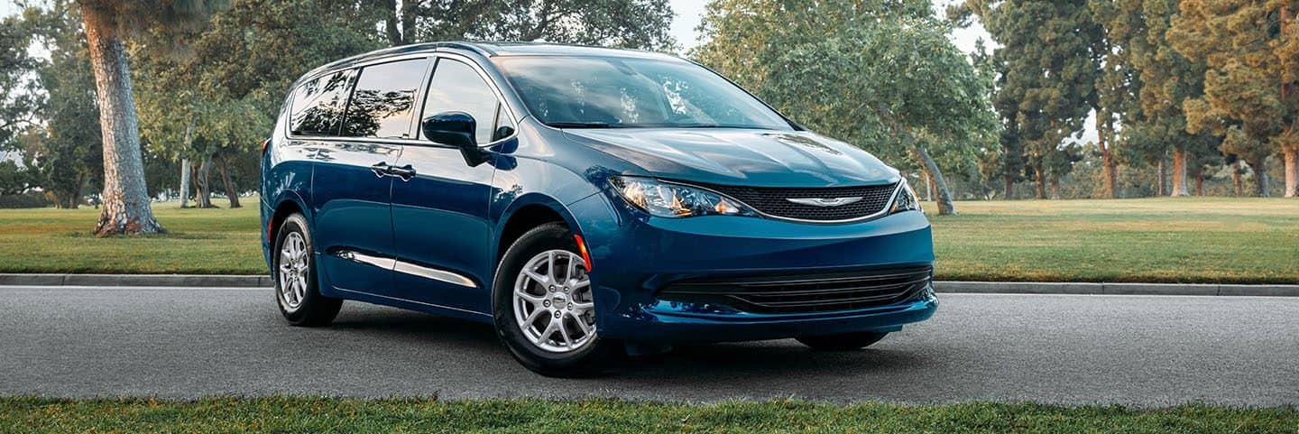 2020 Chrysler Voyager Family Minivan