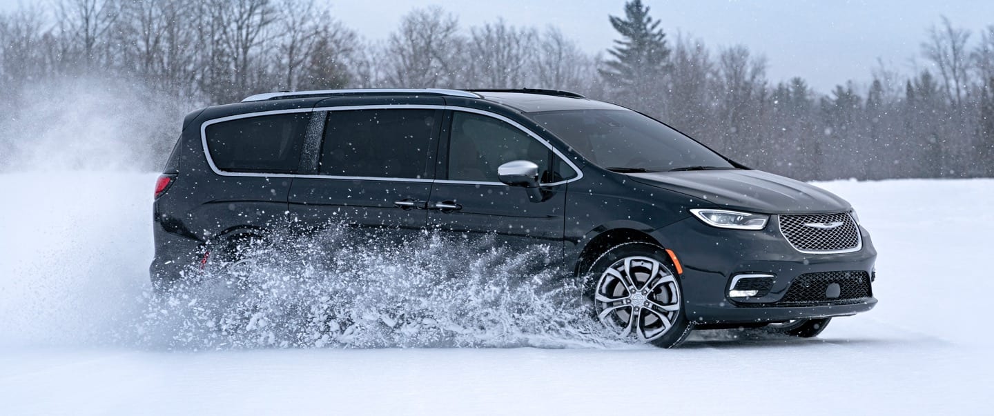 2021 Chrysler Pacifica Awd Chrysler Minivan