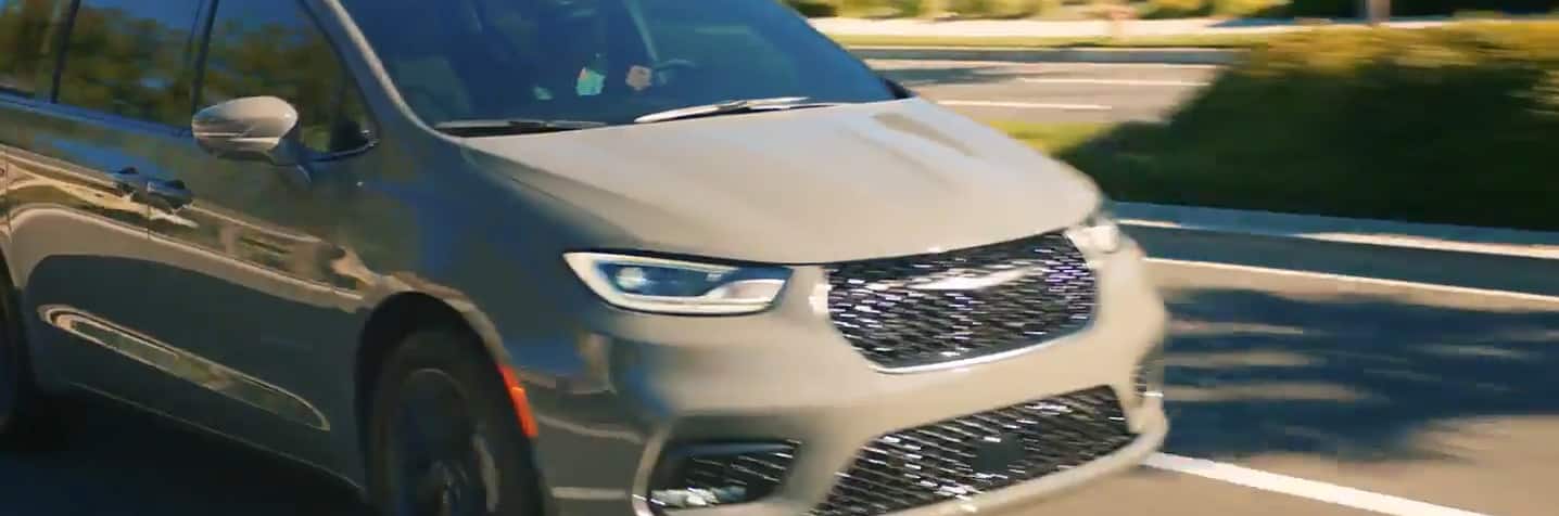chrysler vans 2021