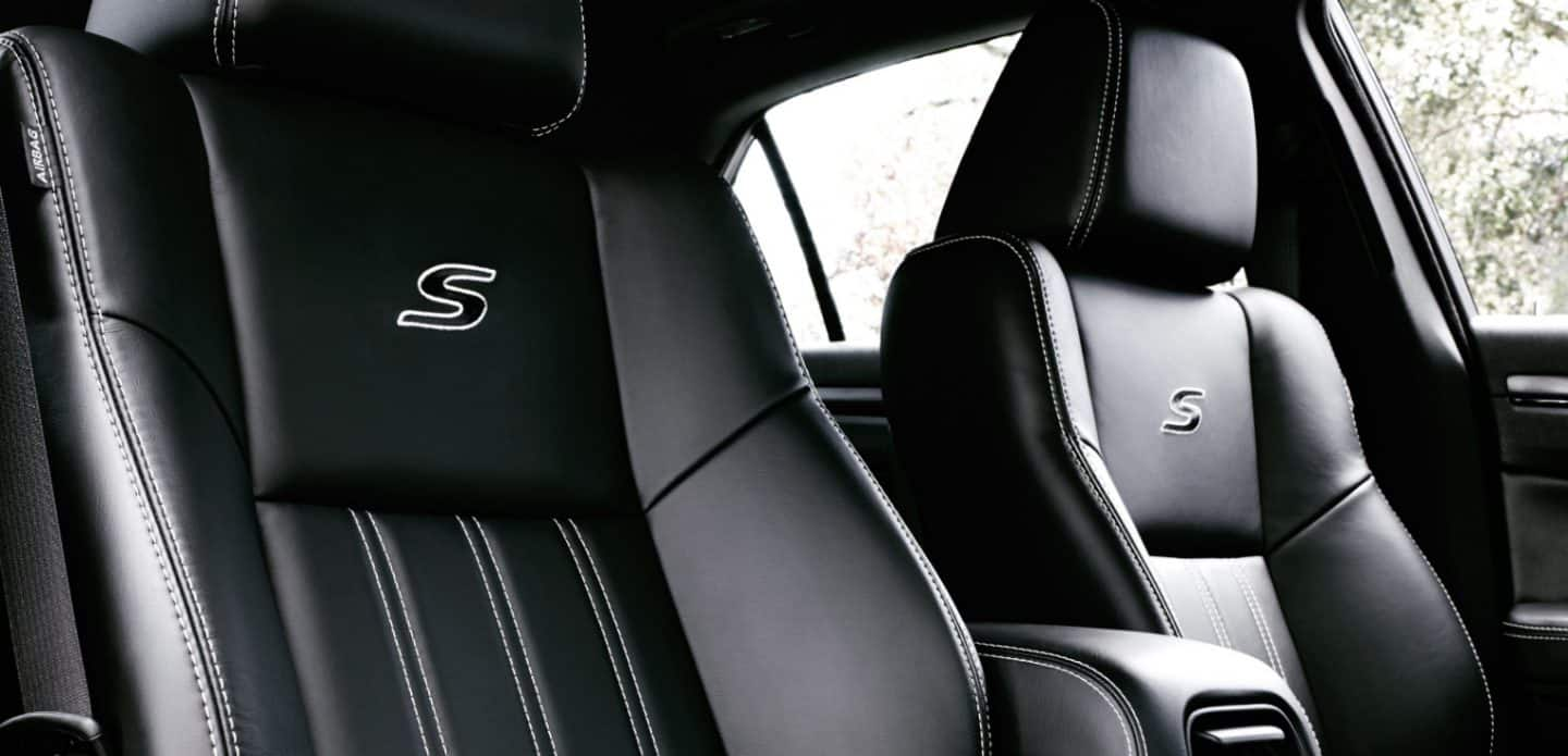 2020 Chrysler 300: 241 Interior Photos