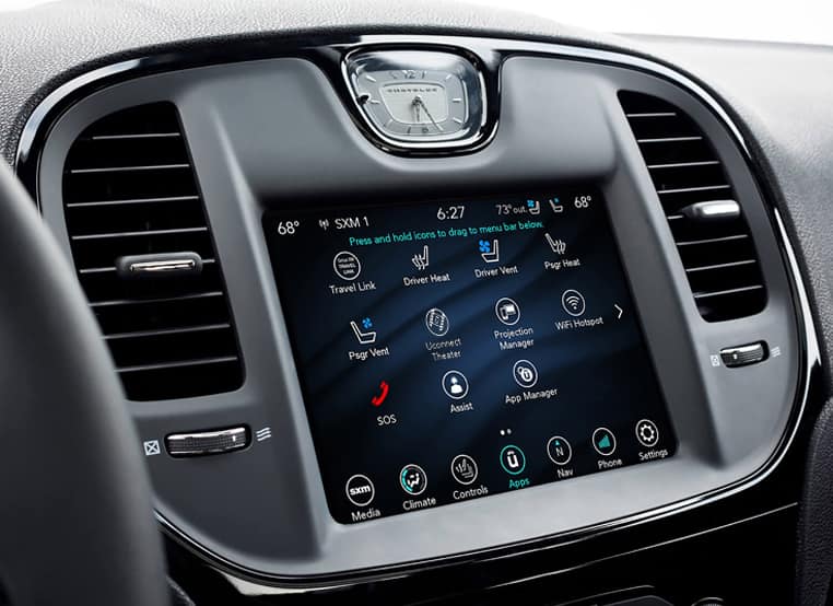 2023 Chrysler 300 Sedan Technology | Uconnect®, Navigation u0026 More