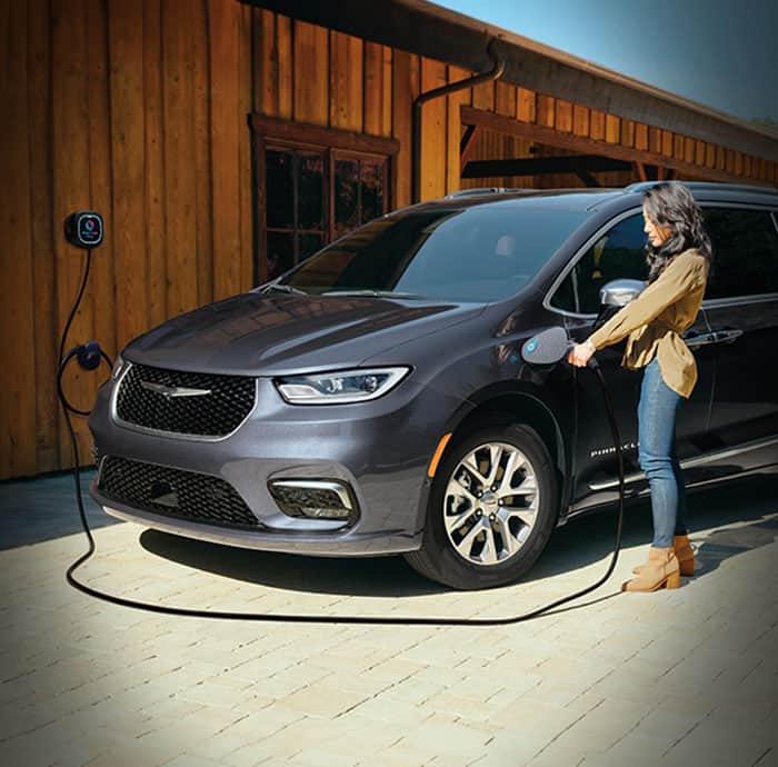 2023 Chrysler Pacifica Hybrid Charger and Charging Stations