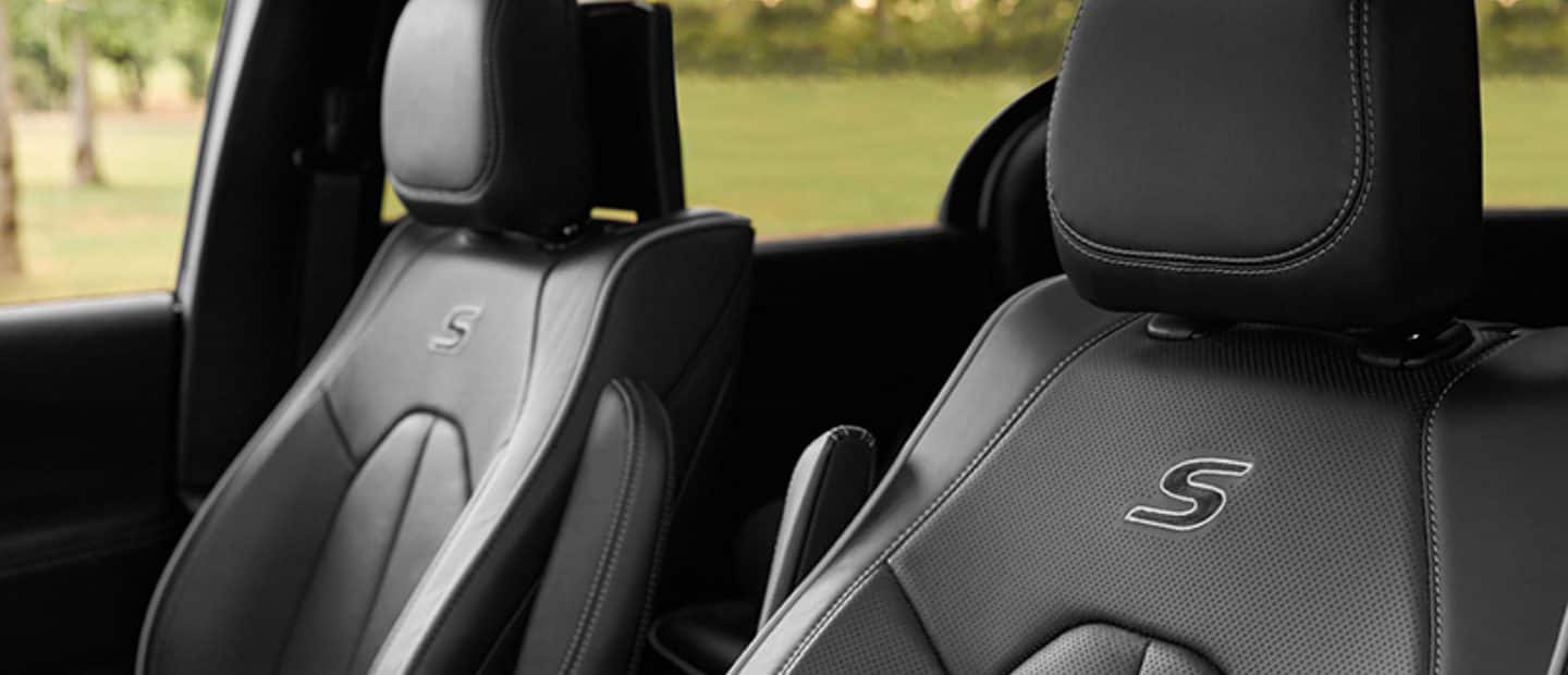 2023 Chrysler Pacifica Interior Seating Cargo Stow N Go