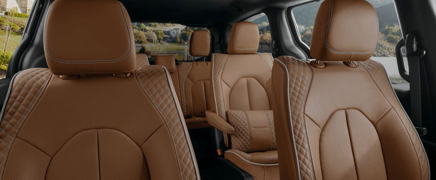 2025 Chrysler Pacifica Interior Pics