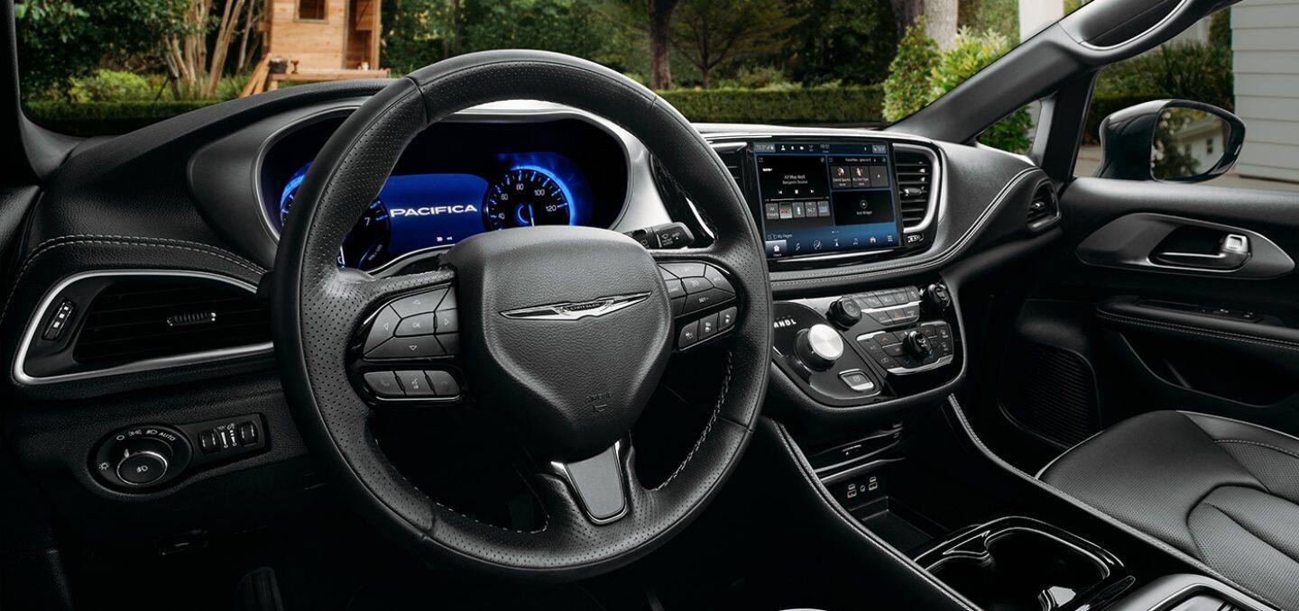2025 Chrysler Pacifica Interior Pics