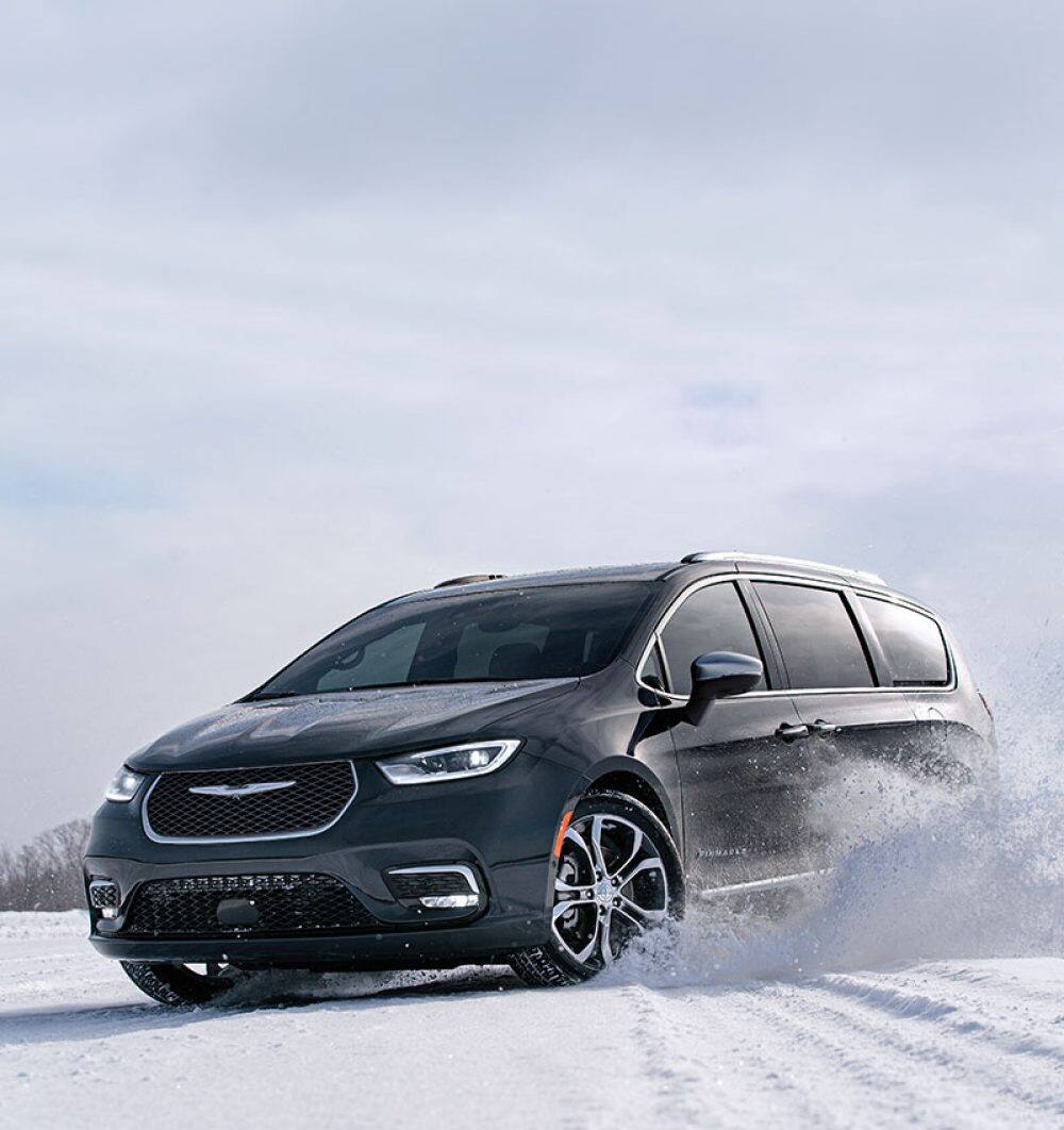 2024 Chrysler Pacifica Images Internal & External Photos