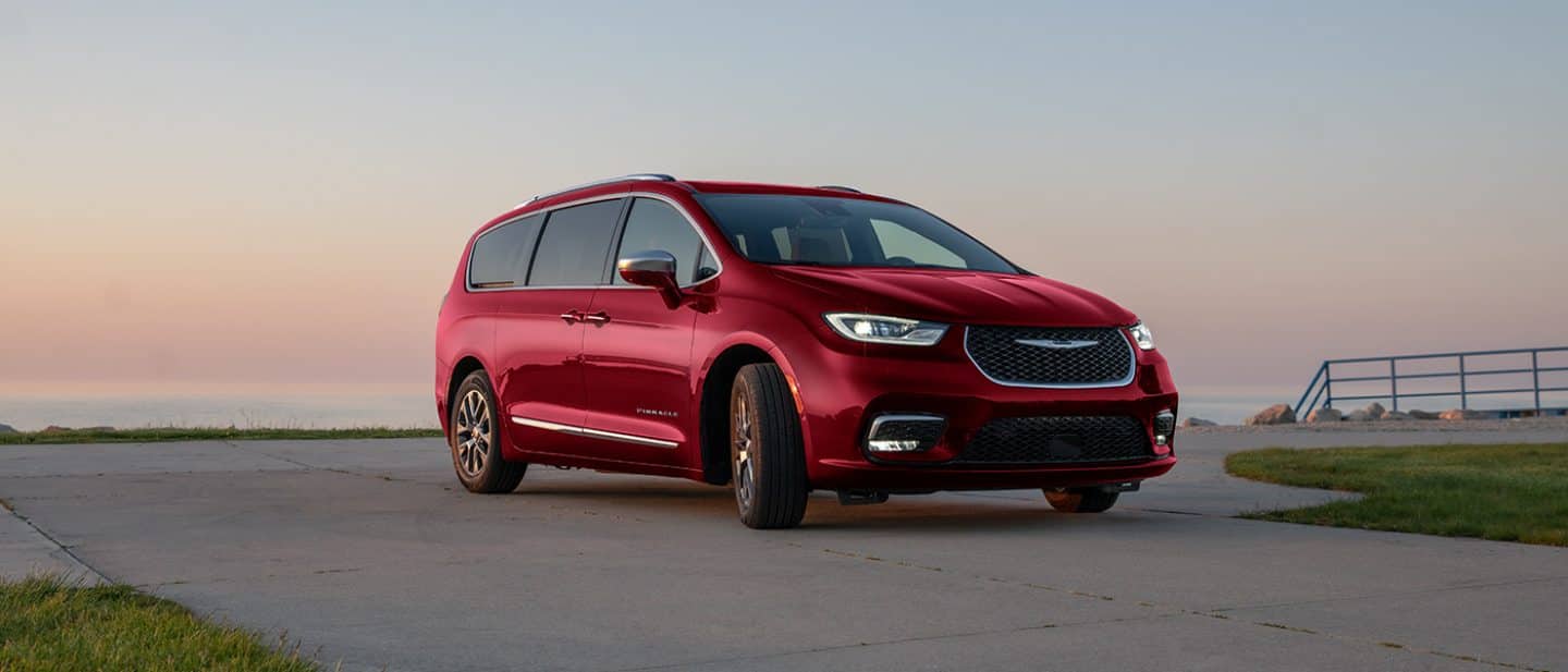Cut Carbon Footprint 2024 Chrysler Pacifica Hybrid PlugIn