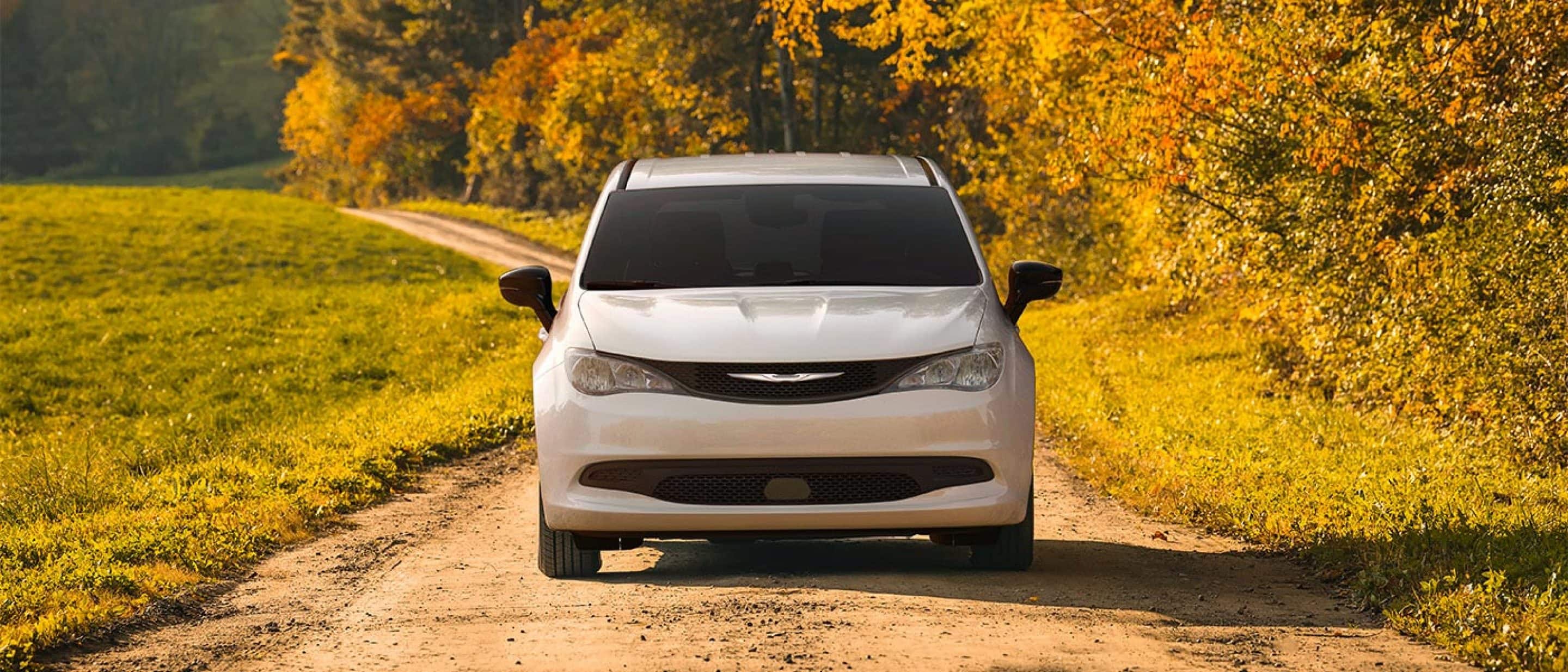 2025 chrysler voyager front view