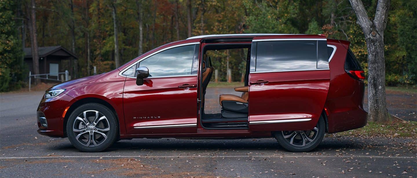 2026 Chrysler Pacifica minivan lineup