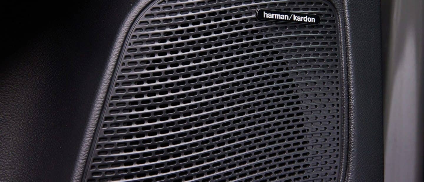 2026 Chrysler Pacifica premium Harman Kardon speakers