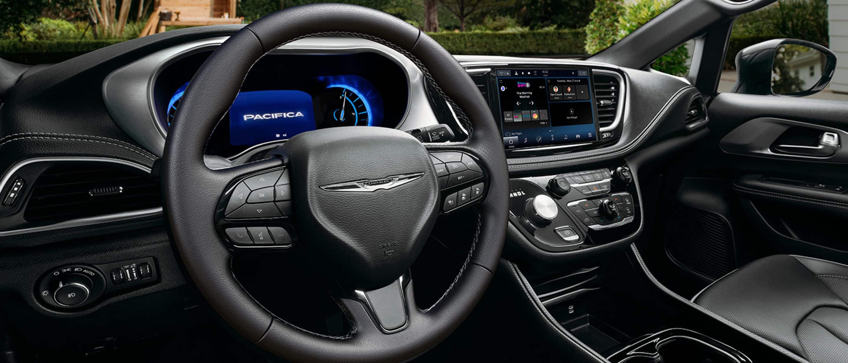 2026 chrysler pacifica phev interior dashboard