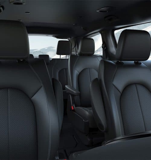 Chrysler Voyager Pictures - Official Image Gallery