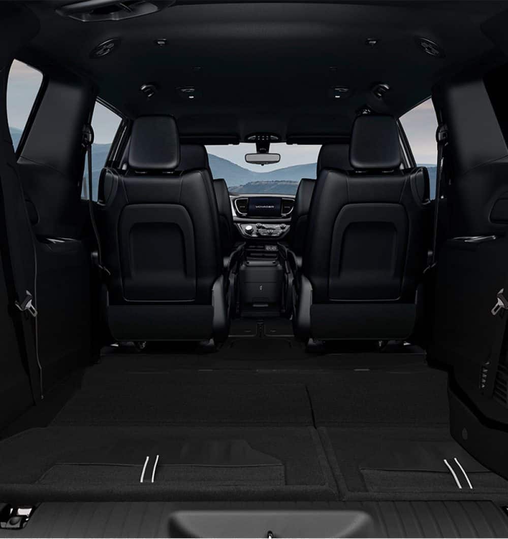 Chrysler Voyager Pictures - Official Image Gallery