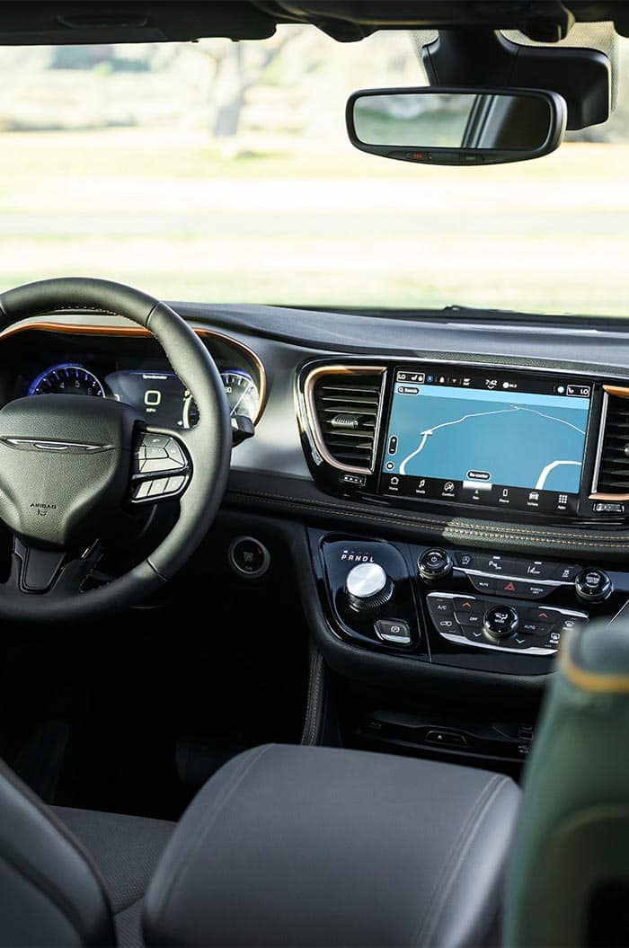 2027 Chrysler Pacifica Image Gallery – Photos Inside & Out
