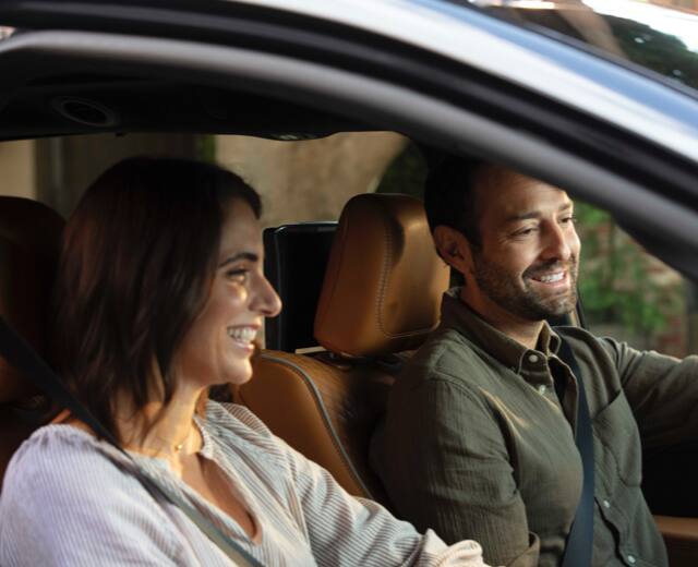 Voice Commands Chrysler Uconnect®