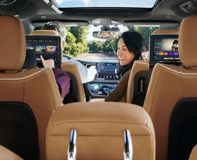 Chrysler Uconnect® Available on Pacifica, Pacifica Hybrid & 300